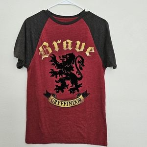 NWOT - Gryffdor Tee Shirt Adult S /Y XXL